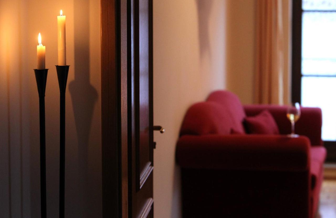 Weingut Schilling Hotel Seinsheim ภายนอก รูปภาพ
