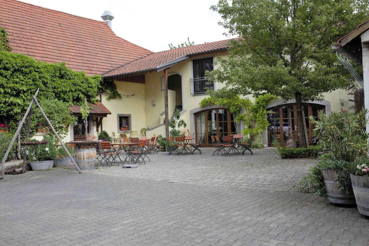 Weingut Schilling Hotel Seinsheim ภายนอก รูปภาพ